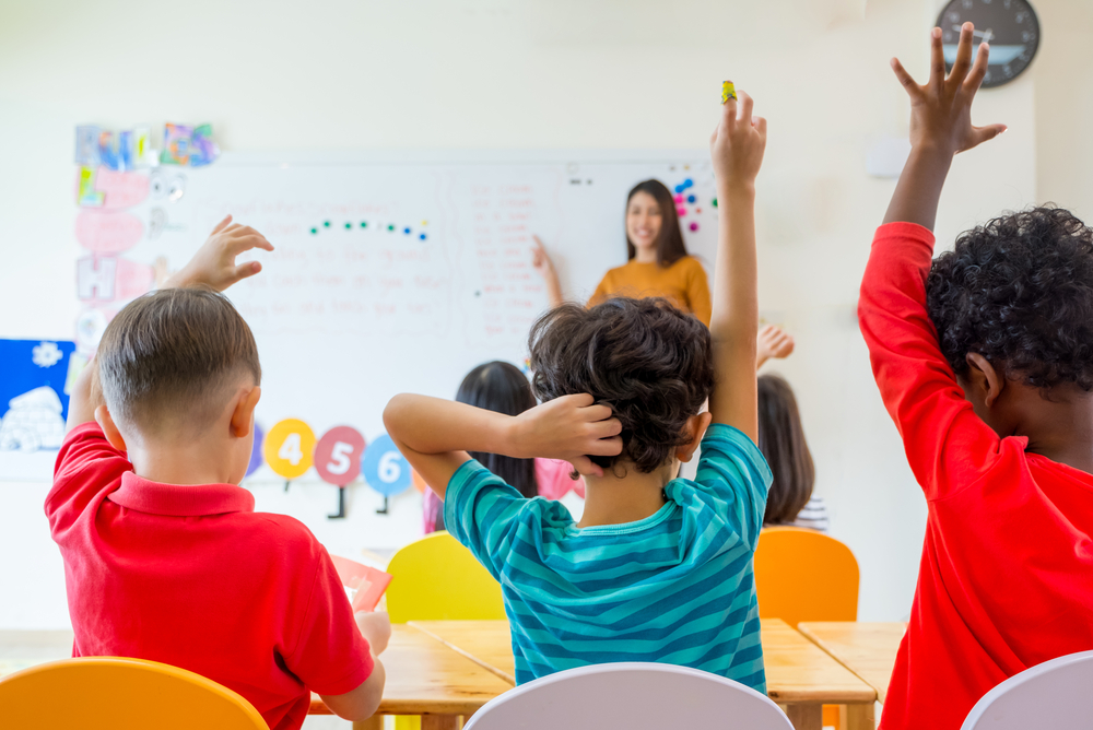 Hiring A Private International Teacher: 5 Mistakes Elite Families Should Avoid