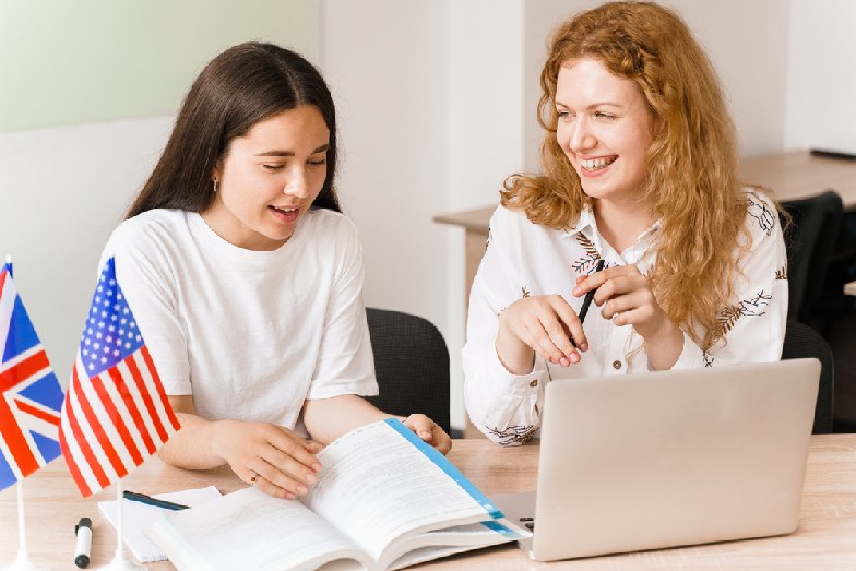How A Private International Teacher Supports Academic Stability During Relocation