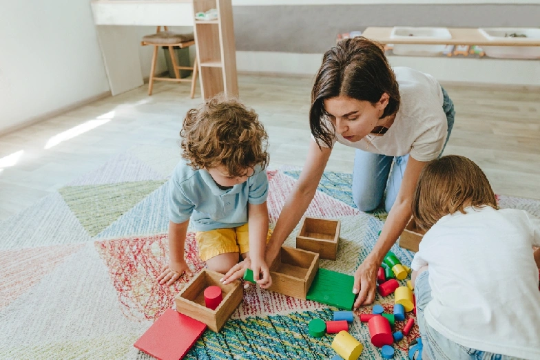 How Professional Nannies In Sharjah Support Education, Travel, And Family Life