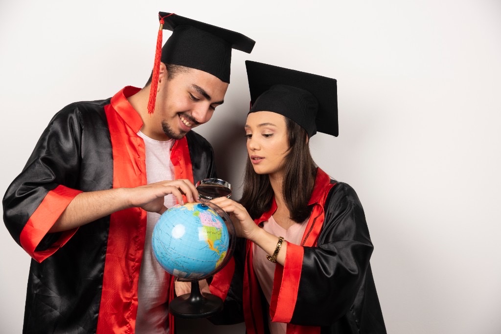 Academic guidance and global education focus