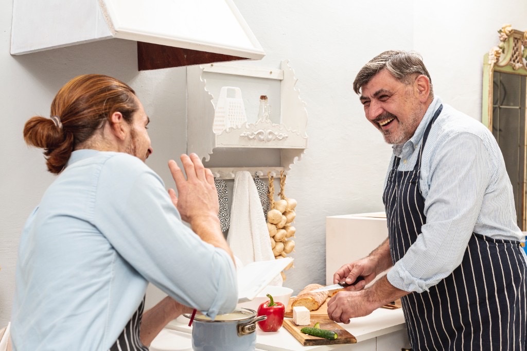 Private household cooking support in the kitchen
